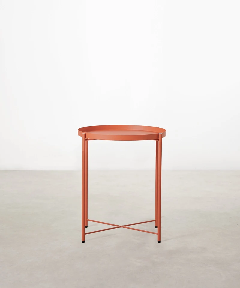 Mesa auxiliar metálica de colores Noko