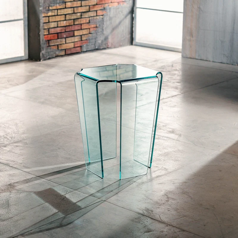 Tavolino lato divano in vetro curvato Morley