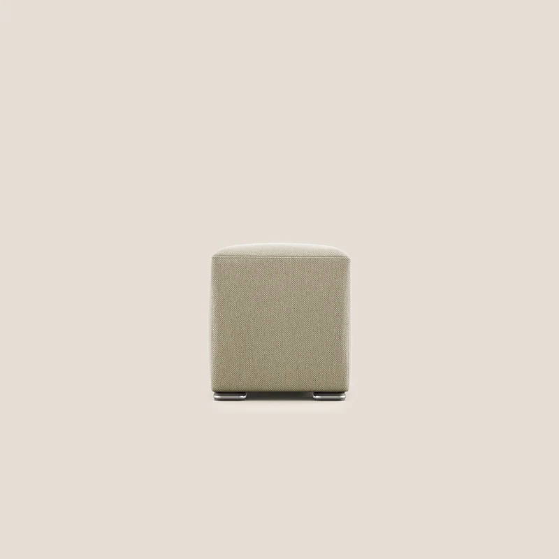 Cube pouf in tessuto morbido smacchiabile T05 cammello